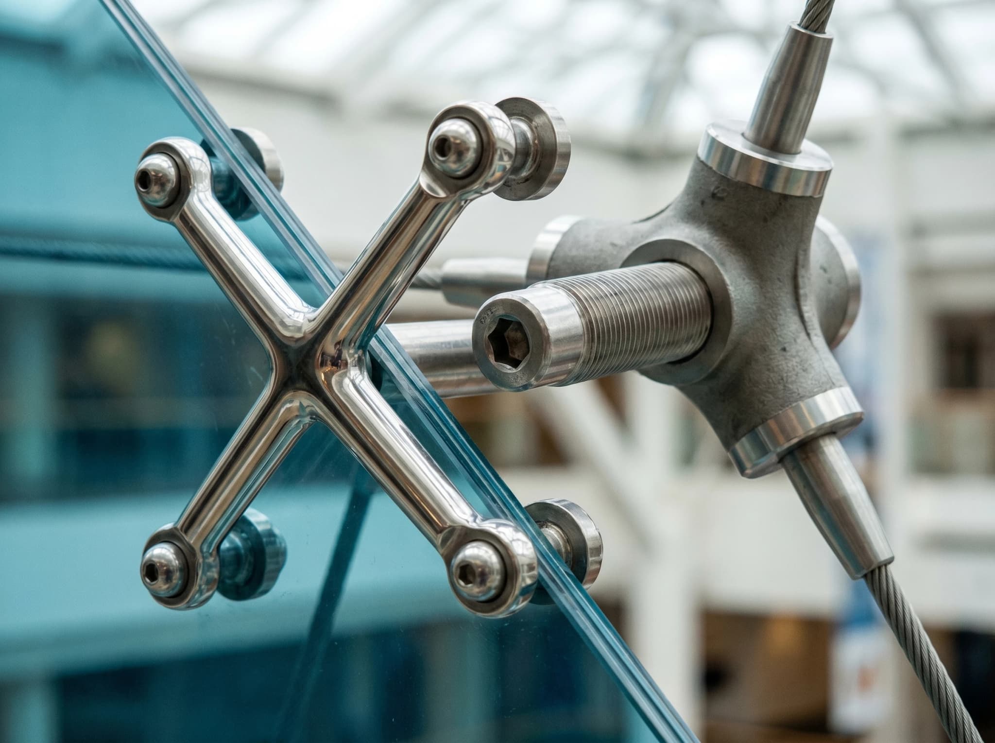 Spider fitting 4 bras inox poli, nœud cast steel sur attache verre jumbo